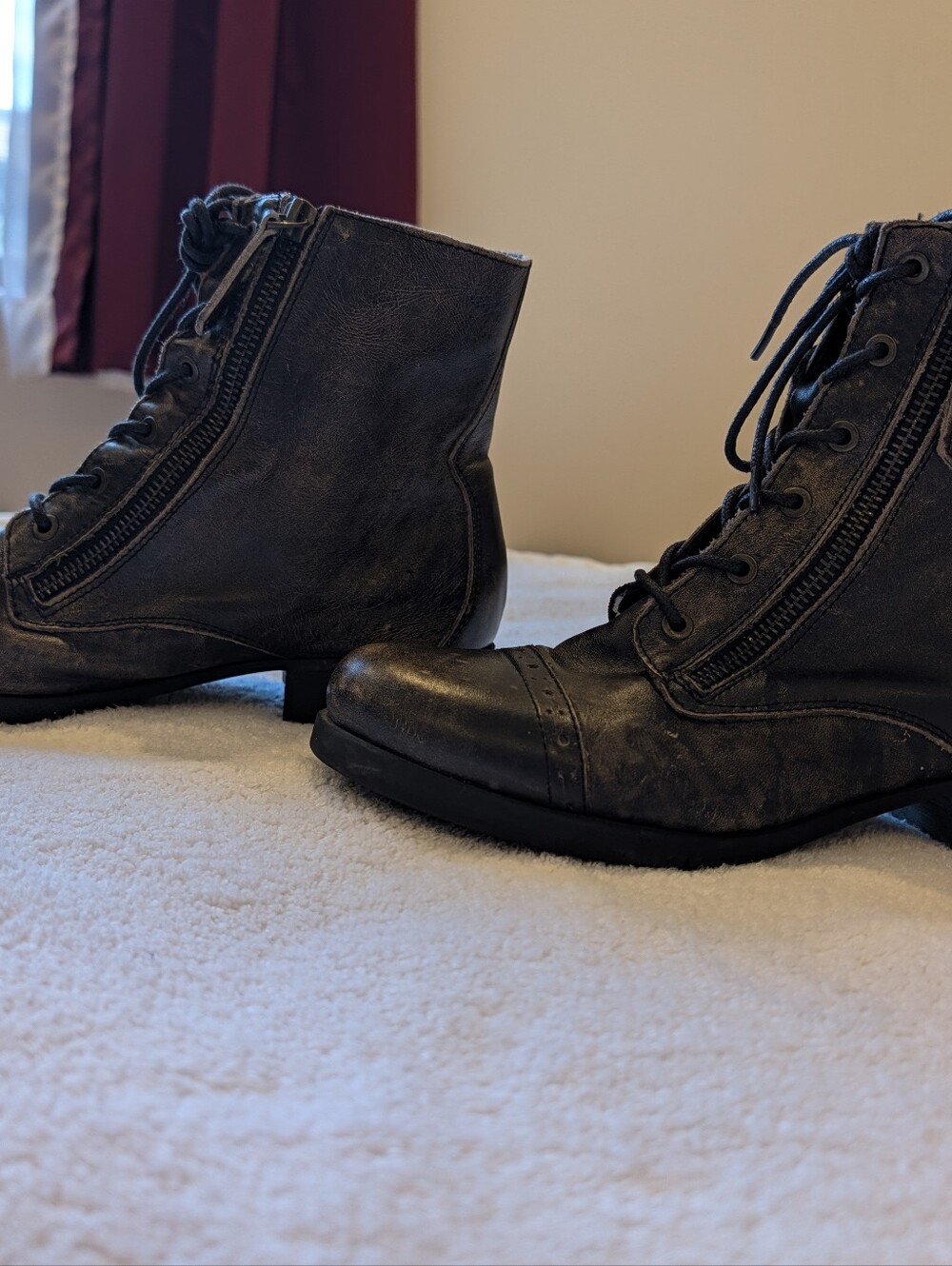 ALDO Distressed Leather Double Zip Combat Boots Sz 7.5